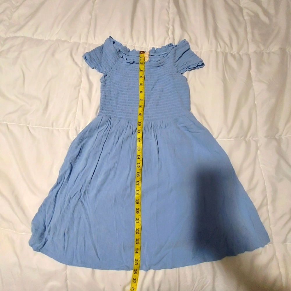 Blue dress with pockets